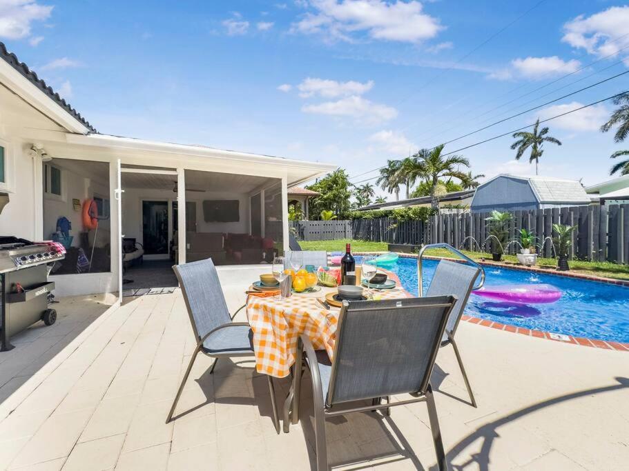 Amazing Home W Heated Pool 8 Mins To The Beach Lighthouse Point Buitenkant foto