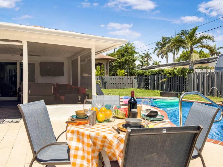 Amazing Home W Heated Pool 8 Mins To The Beach Lighthouse Point Buitenkant foto