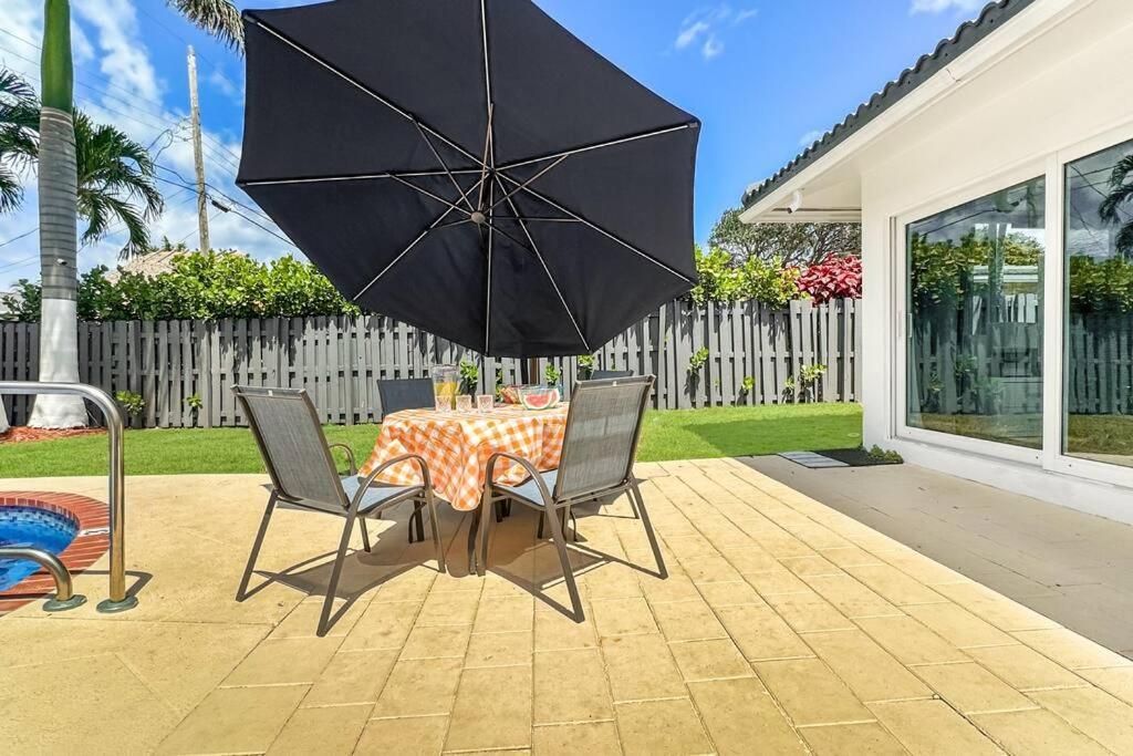 Amazing Home W Heated Pool 8 Mins To The Beach Lighthouse Point Buitenkant foto